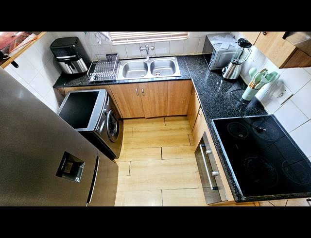 3 BEDROOM SECTIONAL TITLE FOR SALE IN SAFARI GARDENS